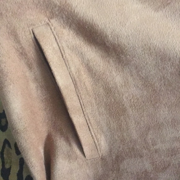 Chico’s wide crop, faux suede, NWT - Picture 7 of 11